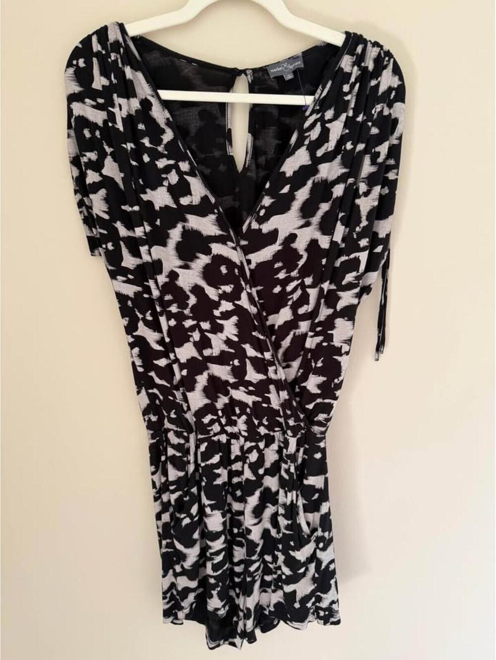 NWOT Romper w/ Pockets, M, Market & Spruce, Black & Gray, Adjustable Sleeves